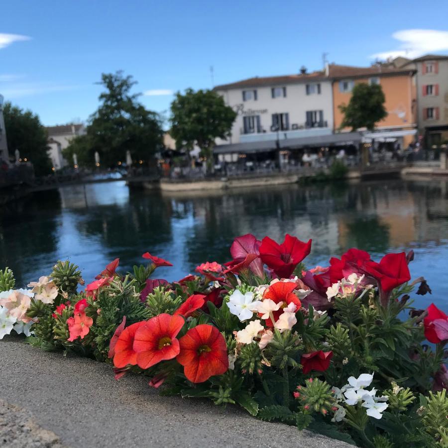 Petit Reve Lägenhet LʼIsle-sur-la-Sorgue Exteriör bild
